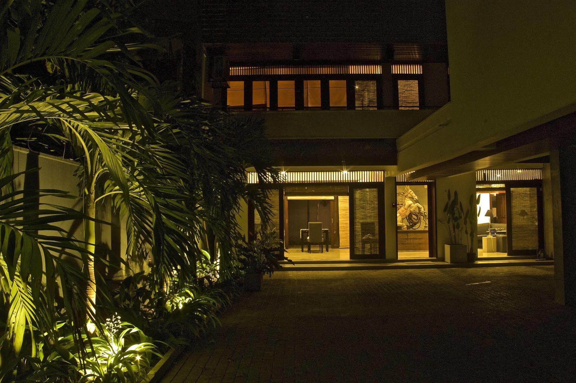Nivasa Hotel Colombo Eksteriør billede